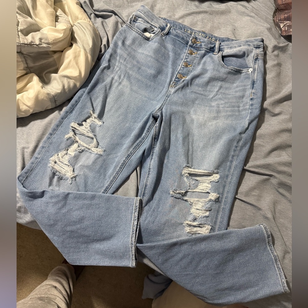American Eagle curvy mom jeans